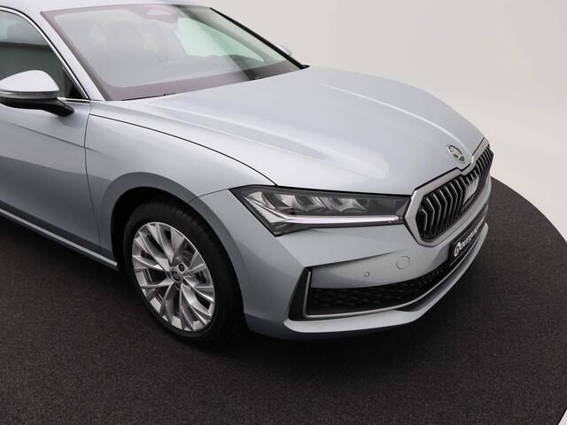 Skoda SUPERB 1.5 TSI 150pk | First Edition | Trekhaak | Adaptive cruise control | Achteruitrijcamera | Verwarmbare voorstoelen met massage