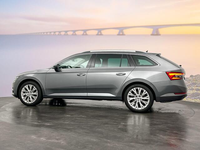 Skoda SUPERB Business Edition Plus 1.5 110 kW / 150 pk TSI Comb Panoramadak - Trekhaak - 18 inch LM