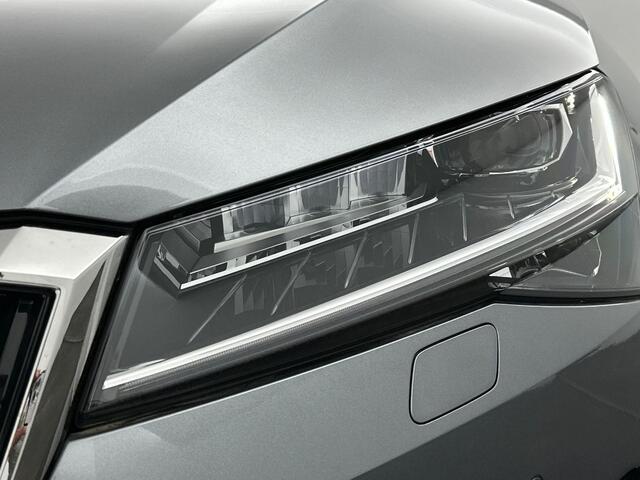 Skoda SUPERB Business Edition Plus 1.5 110 kW / 150 pk TSI Comb Panoramadak - Trekhaak - 18 inch LM