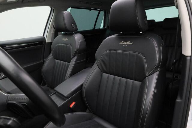 Skoda SUPERB Combi 1.4 TSI 218PK DSG iV Laurin & Klement | Pano | Leder | Geheugenstoelen | Matrix LED | CANTON Soundsystem | Adaptief onderstel | Stoel-/achterbankverwarming