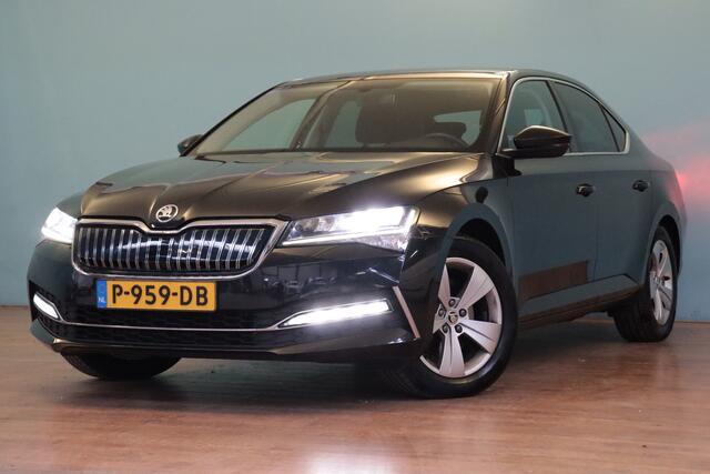 Skoda SUPERB 1.4 TSI iV Sportline Business | NAVI | CLIMA | CAMERA + PDC | CRUISE | LMV17' |