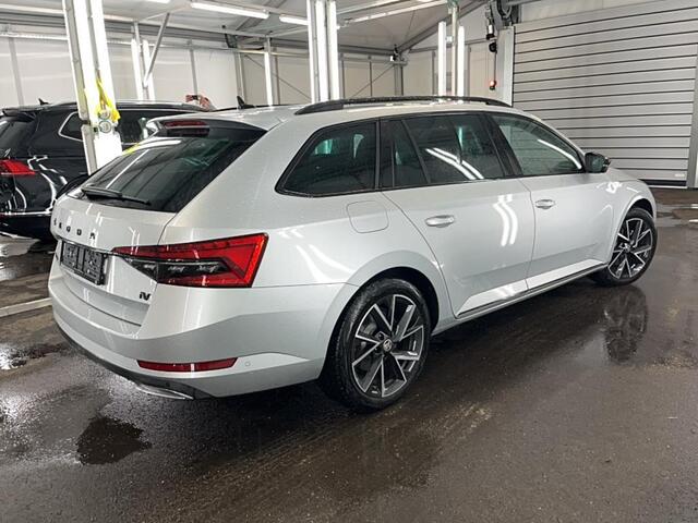 Skoda SUPERB Combi 1.4 TSI iV 160kW DSG6 Sportline | Trekhaak | ACC | 360 cam | Pano |