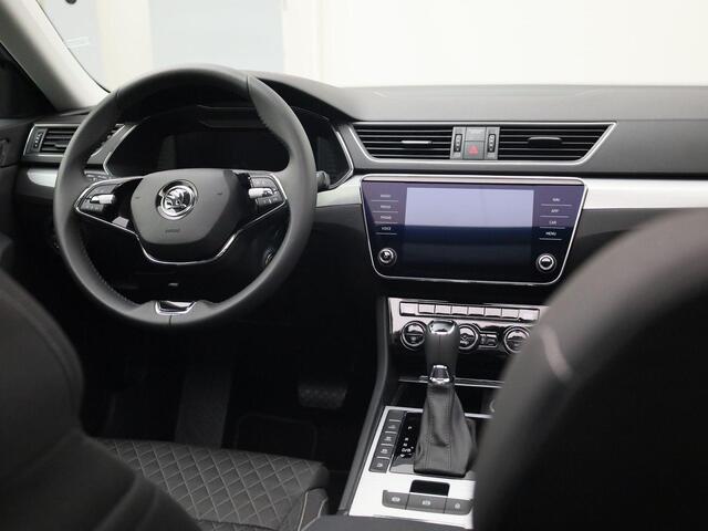 Skoda SUPERB Combi 1.4TSIiV 160kW/218PK Business Edition DSG · Navigatie · Parkeersensoren + camera · App connect · Garantie tot maart 2026