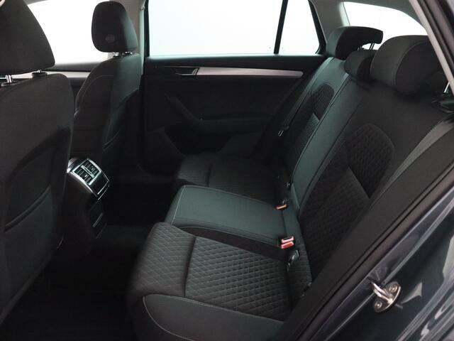 Skoda SUPERB Combi 1.4 TSI iV Business Edition PHEV Panodak | Virtual Cockpit | Camera