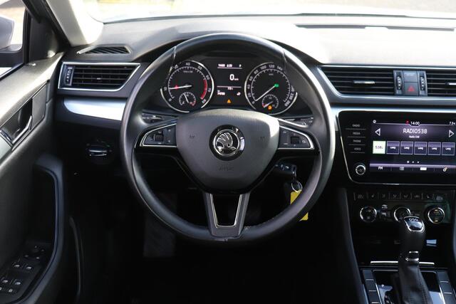 Skoda SUPERB Combi 1.5 TSI 150pk AUTOMAAT Ambition Business | Cruise control | Stoelverwarming | Parkeersensoren | Navigatie | Elektrische achterklep |