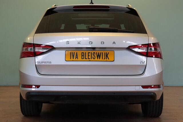 Skoda SUPERB Combi 1.4 TSI iV Business Edition Plus | NAVI | CAMERA + PDC | SCHUIF/KANTELDAK | ELEKTR KLEP | VIRTUAL COCKPIT |