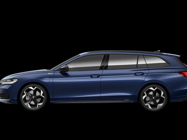 Skoda SUPERB combi Sportline Business 1.5 TSI PHEV 204 PK | Panorama dak | Suite Sport Leder | 19" lichtmetalen velgen | Trekhaak | Canton Geluidssysteem |
