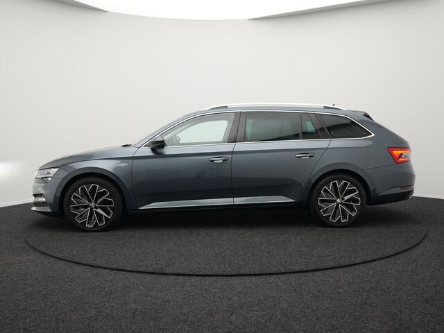 Skoda SUPERB Combi 1.4 TSI iV Laurin & Klement Plug in Hybrid 218pk PHEV | Lederen Sportstoelen Memory | Adaptive Cruise | Sfeerverlichting | 360 Camera | Appel Carplay | Crystal LED | Virtual | Canton Audio | DAB |