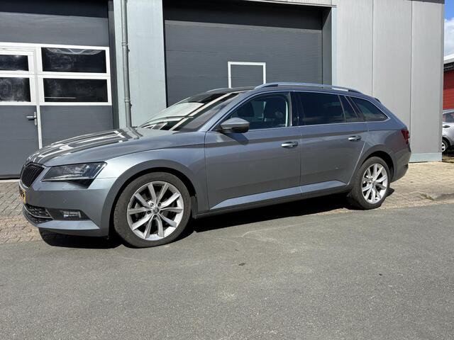 Skoda SUPERB Combi 1.5 TSI ACT Business Edition |Trekhaak| Led| Camera| Stoelverw.| Memo stoel| Winterset