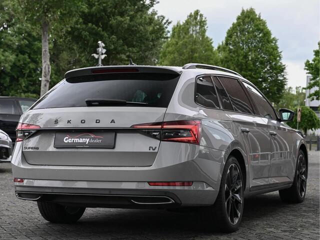 Skoda SUPERB Combi 1.4 TSI iV Sportline Business Pano Sfeerverl 19-Inch Trekh Keyless VOL!