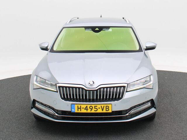 Skoda SUPERB Combi 1.5 TSi 150 Pk Automaat Business Edition | Navigatie | 17 Inch | Adaptive Cruise | Stoelverwarming | 109.476 Km!!