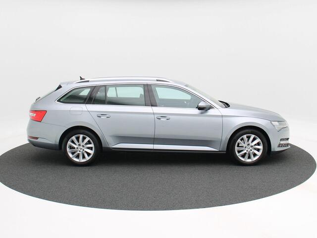 Skoda SUPERB Combi 1.5 TSi 150 Pk Automaat Business Edition | Navigatie | 17 Inch | Adaptive Cruise | Stoelverwarming | 109.476 Km!!