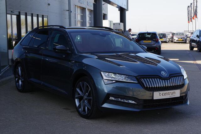 Skoda SUPERB Combi 1.4 TSI iV Sportline Business, Trekhaak, 19" LM, Adap. Cruise Control