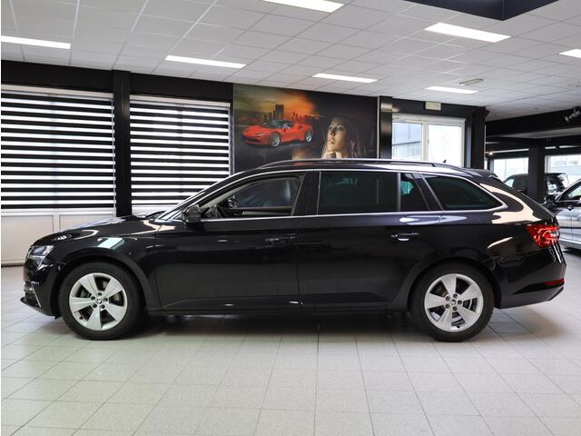 Skoda SUPERB Combi iV 1.4 TSI PHEV 218PK | Adaptive Cruise | Keyless Go & Entry | Stoel&Stuurverwarming | Carplay | DCC |