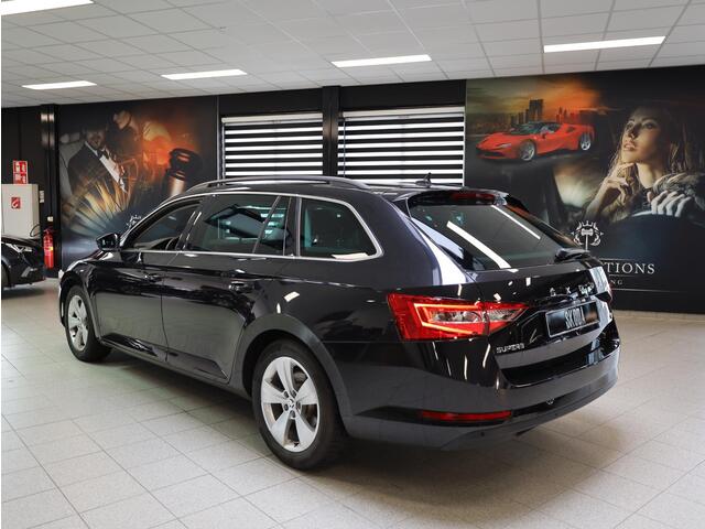 Skoda SUPERB Combi iV 1.4 TSI PHEV 218PK | Adaptive Cruise | Keyless Go & Entry | Stoel&Stuurverwarming | Carplay | DCC |