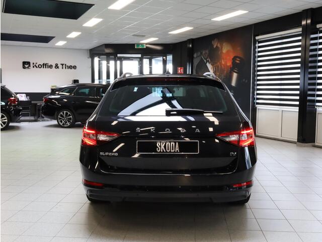 Skoda SUPERB Combi iV 1.4 TSI PHEV 218PK | Adaptive Cruise | Keyless Go & Entry | Stoel&Stuurverwarming | Carplay | DCC |