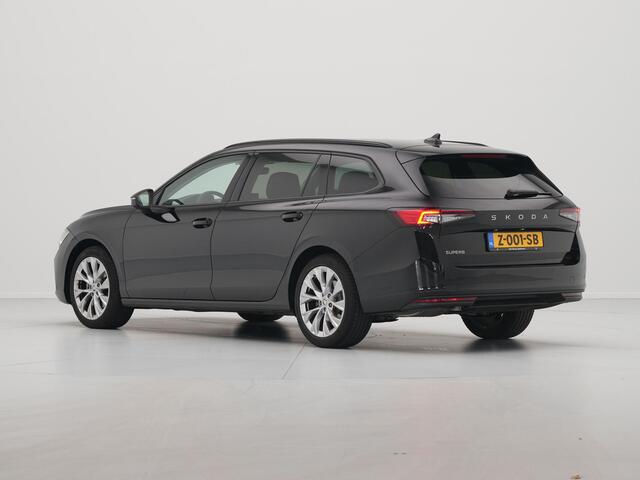 Skoda SUPERB Combi 1.5 TSI 150pk MHEV First Edition Trekhaak Navigatie Camera Stoelverwarming