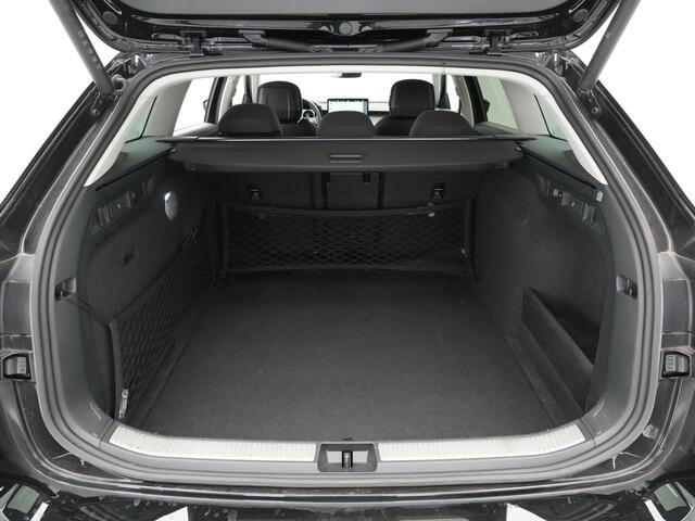 Skoda SUPERB Combi 1.5 TSI 150pk MHEV First Edition Trekhaak Navigatie Camera Stoelverwarming