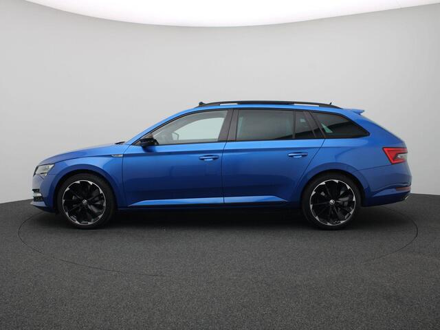 Skoda SUPERB Combi 1.4 TSI iV Sportline Business 218PK DSG Pano-Schuifdak, Keyless, Adaptieve Cruise Controle, 360gr. Camera, Stoel-Stuurverwarming, Side Assist, Virtual Cockpit, 19" LM Velgen