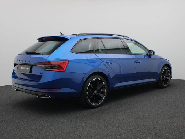 Skoda SUPERB Combi 1.4 TSI iV Sportline Business 218PK DSG Pano-Schuifdak, Keyless, Adaptieve Cruise Controle, 360gr. Camera, Stoel-Stuurverwarming, Side Assist, Virtual Cockpit, 19" LM Velgen