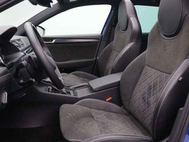 Skoda SUPERB Combi 1.4 TSI iV Sportline Business 218PK DSG Pano-Schuifdak, Keyless, Adaptieve Cruise Controle, 360gr. Camera, Stoel-Stuurverwarming, Side Assist, Virtual Cockpit, 19" LM Velgen