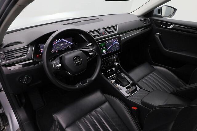 Skoda SUPERB Combi 1.4 TSI iV 218 pk DSG Laurin & Klement | Panoramadak | Leder | Geheugenstoelen | Navigatie Columbus | Adaptief onderstel | Stoel-/achterbankverwarming
