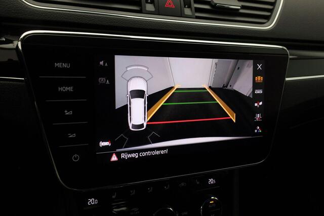 Skoda SUPERB Combi 1.4 TSI iV 218 pk DSG Laurin & Klement | Panoramadak | Leder | Geheugenstoelen | Navigatie Columbus | Adaptief onderstel | Stoel-/achterbankverwarming