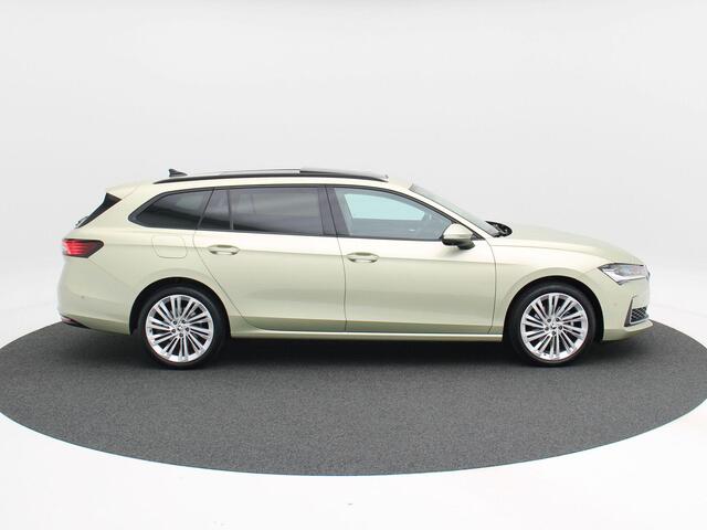 Skoda SUPERB Combi First Edition 1.5 TSi 150 Pk Automaat | Full LED | Panoramadak | Leder | 19 Inch | 360 Camera | Stoelkoeling en Verwarming | Adaptive Cruise | 18.310 Km!!