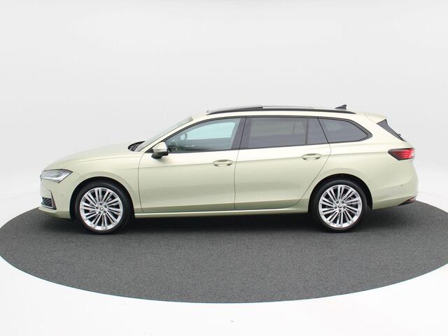 Skoda SUPERB Combi First Edition 1.5 TSi 150 Pk Automaat | Full LED | Panoramadak | Leder | 19 Inch | 360 Camera | Stoelkoeling en Verwarming | Adaptive Cruise | 18.310 Km!!