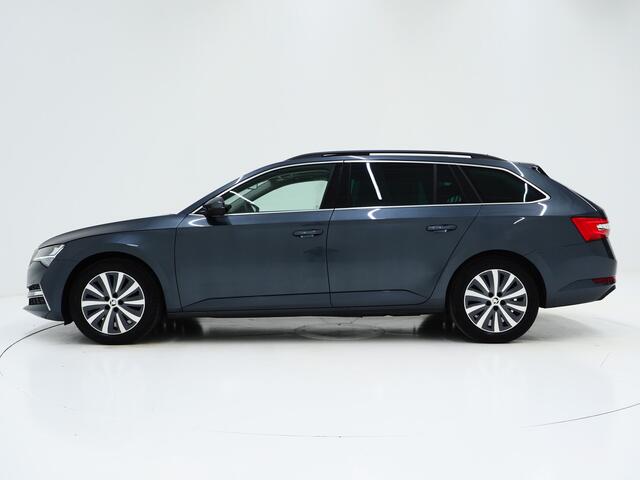 Skoda SUPERB Combi 1.4 TSI iV 218PK | Panoramadak | Adaptive Cruise | Virtual | Camera | Trekhaak