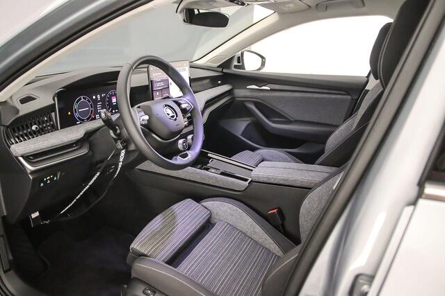 Skoda SUPERB Business Edition 1.5 TSI PHEV 204pk DSG Automaat Trekhaak, Adaptive cruise control, Verwarmde voorruit, Achteruitrijcamera, Elektrische achterklep, Navigatie