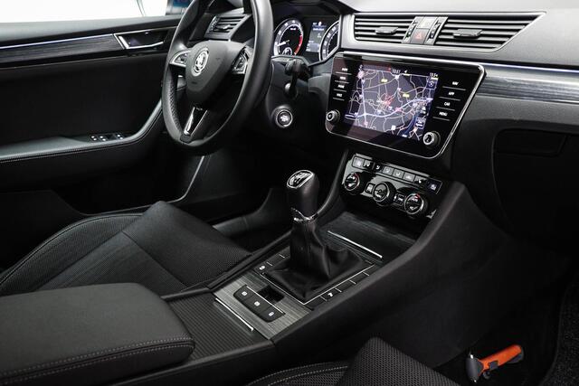 Skoda SUPERB Combi 1.5 TSI ACT Business Edition | SFEERVERLICHTING | SMARTLINK | CAMERA