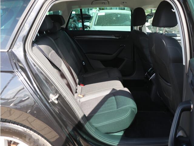 Skoda SUPERB 1.4 TSI iV Business Edition I Navi I Canton I Elektrische stoelv