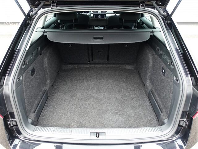 Skoda SUPERB Combi 1.5 TSi DSG7 Bsn Edition I NL-Auto I Virtual I Pano I LED