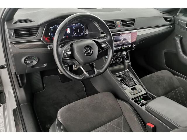 Skoda SUPERB Combi 1.4 TSI iV 218pk PHEV Sportline / Panoramadak / Trekhaak 1600kg / Memory / Wordt Verwacht