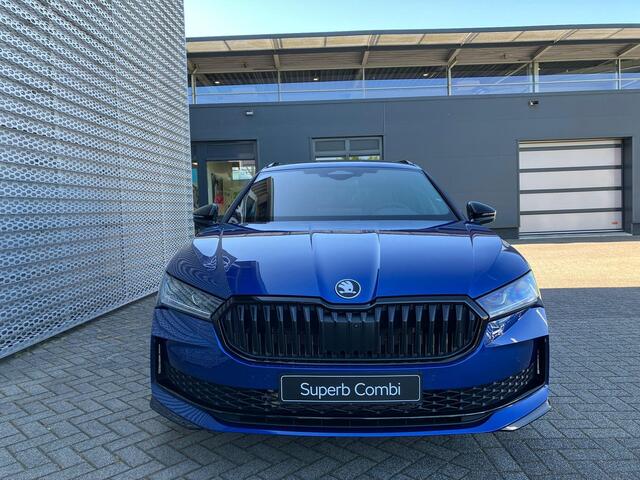 Skoda SUPERB combi Sportline Business 1.5 TSI PHEV 204 PK | Panorama dak | Suite Sport Leder | 19" lichtmetalen velgen | Trekhaak | Canton Geluidssysteem |