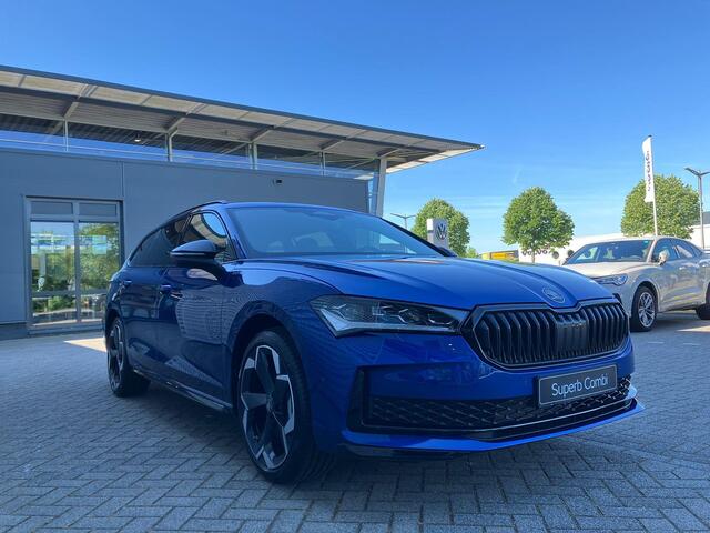 Skoda SUPERB combi Sportline Business 1.5 TSI PHEV 204 PK | Panorama dak | Suite Sport Leder | 19" lichtmetalen velgen | Trekhaak | Canton Geluidssysteem |