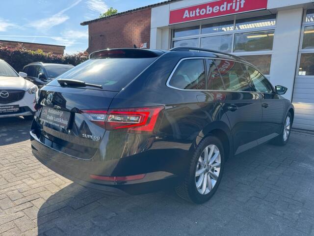 Skoda SUPERB Combi 1.4 TSI ACT 150PK DSG Full-Led Camera Cruise Carplay