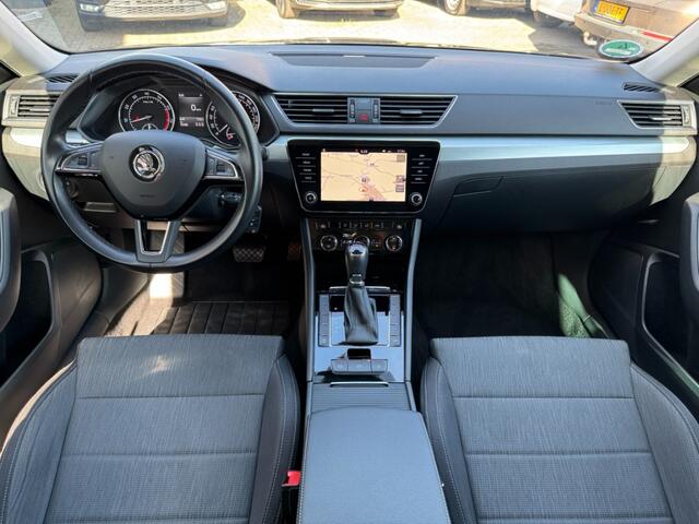 Skoda SUPERB Combi 1.4 TSI ACT 150PK DSG Full-Led Camera Cruise Carplay
