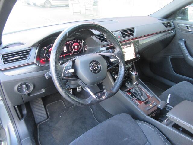 Skoda SUPERB Combi 1.4 TSI iV Sportline Business PHEV ,TREKHAAK,Sportpakket, Camera (occasion)