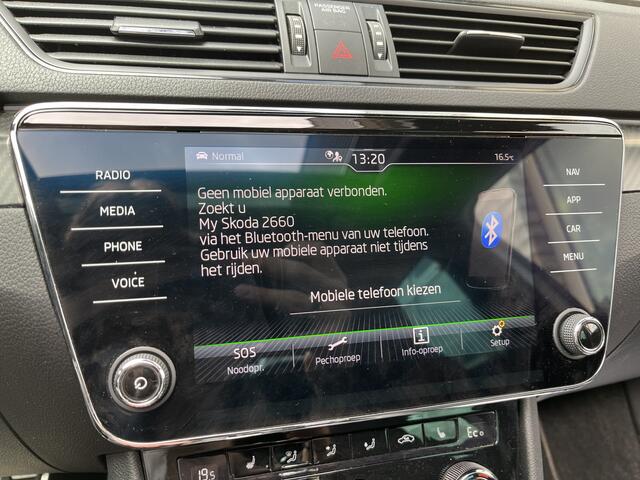 Skoda SUPERB 1.4 TSI iV Sportline Business / AUTOMAAT/ PANO/ GARANTIE TM 10-2026/ ELEKTR. STOELEN/ DIGITAL DASH/ PARK. SENSOREN + CAMERA/ RIJ-MODI/ SMARTLINK/ KEYLESS/ MATRIX/ CLIMA/ STOEL-STUUR VERWARM.