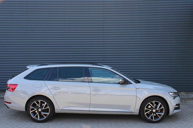 Skoda SUPERB Combi 1.4 TSI iV Sportline Business Adaptive-Cruise Camera Navigatie