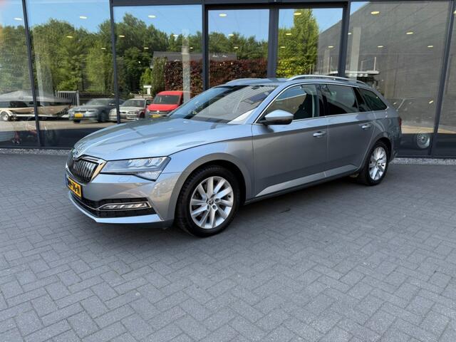 Skoda SUPERB 1.4 TSI IV Business+,LED,Digi Disp.,NaviPro,Comfort Pack,Trekhk,