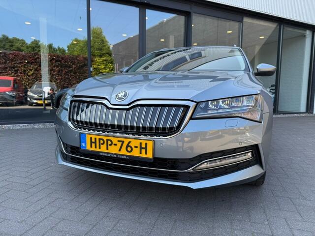 Skoda SUPERB 1.4 TSI IV Business+,LED,Digi Disp.,NaviPro,Comfort Pack,Trekhk,
