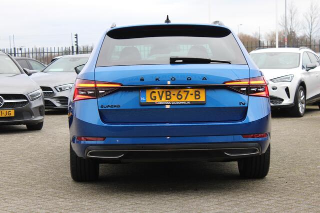 Skoda SUPERB Combi 1.4 TSI iV Sportline Business VIRTUAL MEMORY NAVI CARPLAY CAMERA