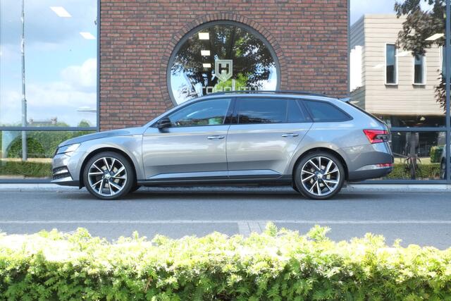 Skoda SUPERB Combi 1.4 TSI iV Sportline Business ACC, Trekhaak, 360° camera