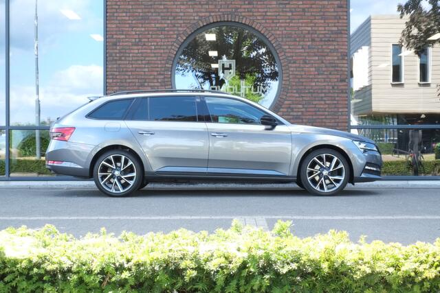 Skoda SUPERB Combi 1.4 TSI iV Sportline Business ACC, Trekhaak, 360° camera