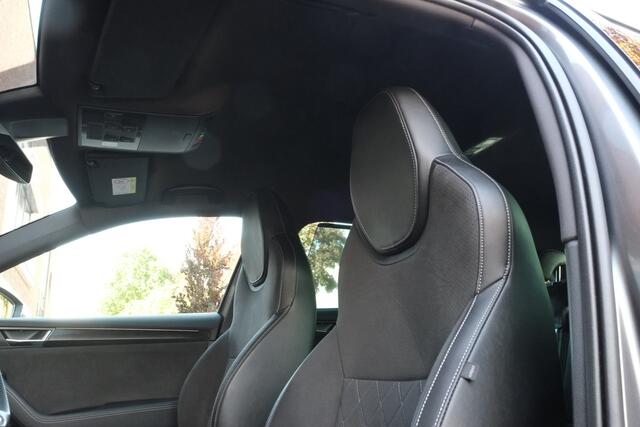 Skoda SUPERB Combi 1.4 TSI iV Sportline Business ACC, Trekhaak, 360° camera