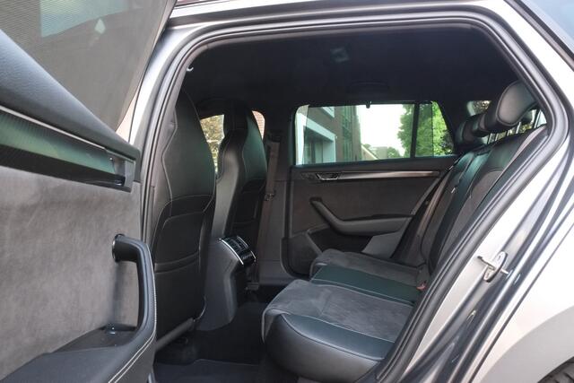 Skoda SUPERB Combi 1.4 TSI iV Sportline Business ACC, Trekhaak, 360° camera