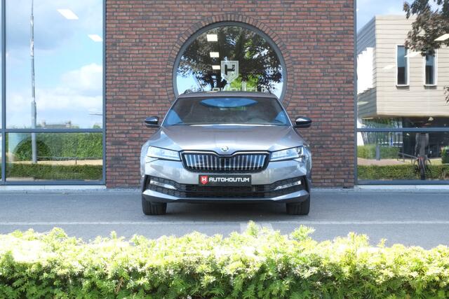 Skoda SUPERB Combi 1.4 TSI iV Sportline Business ACC, Trekhaak, 360° camera